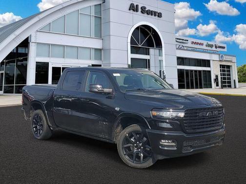 Diamond Black Crystal Pearlcoat 2026 RAM 1500 Laramie