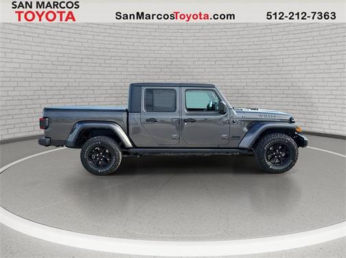 2021 Jeep Gladiator Willys 4x4