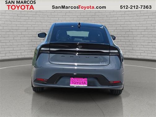 2025 Toyota Prius L