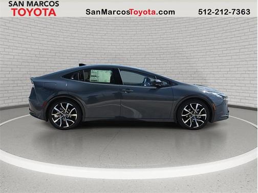 2025 Toyota Prius L