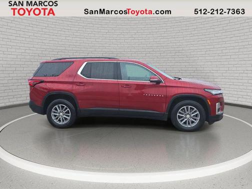 2022 Chevrolet Traverse LT Cloth