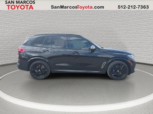 2020 BMW X5 M50i