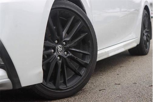 2024 Toyota Camry Hybrid SE