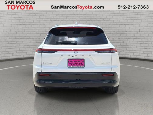 2025 Toyota Crown Signia Limited