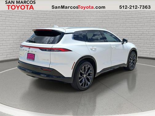 2025 Toyota Crown Signia Limited