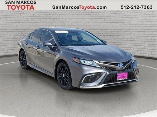 2024 Toyota Camry Hybrid SE