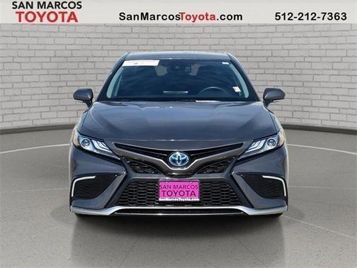 2024 Toyota Camry Hybrid SE