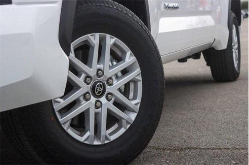2025 Toyota Tundra SR5