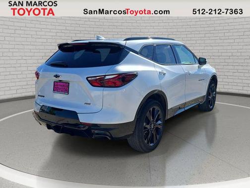 Iridescent Pearl Tricoat 2021 Chevrolet Blazer RS