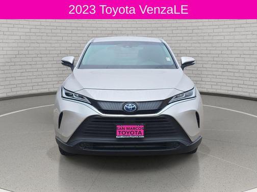 Titanium Glow 2023 Toyota Venza LE