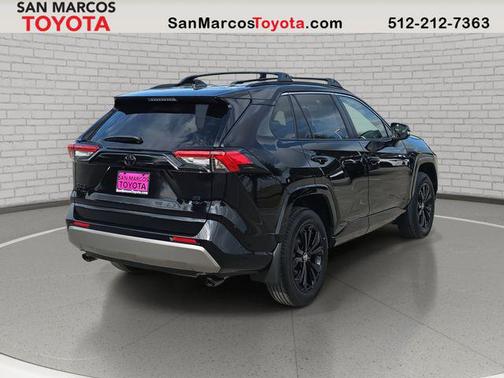 2025 Toyota RAV4 Hybrid SE