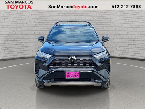2025 Toyota RAV4 Hybrid SE