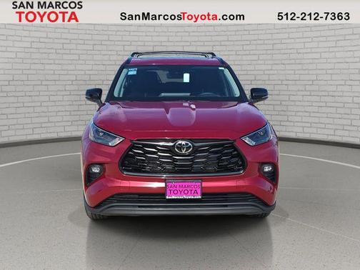 2025 Toyota Highlander Hybrid XLE