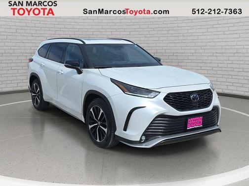 2022 Toyota Highlander XSE
