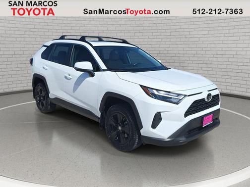 Ice Cap 2024 Toyota RAV4 XLE