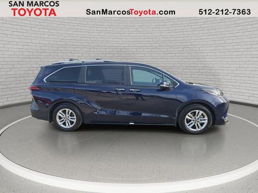 2025 Toyota Sienna Limited
