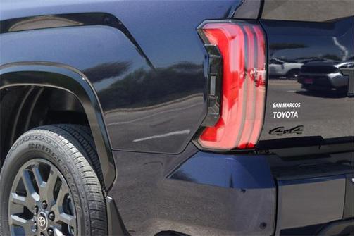 2025 Toyota Tundra Hybrid Platinum
