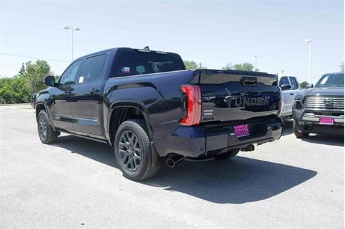 2025 Toyota Tundra Hybrid Platinum