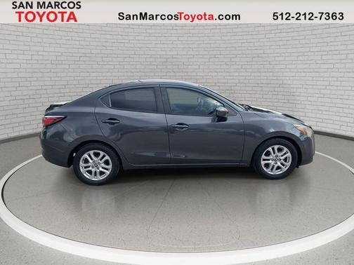 2017 Toyota Yaris iA Base