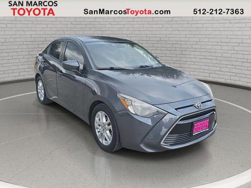 2017 Toyota Yaris iA Base