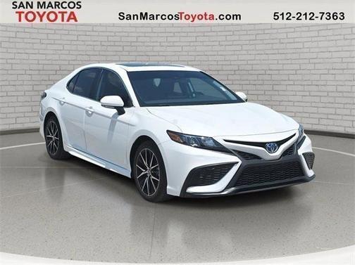 2024 Toyota Camry Hybrid SE