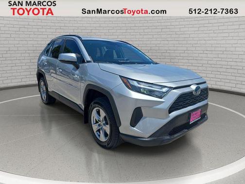 Silver Sky Metallic 2022 Toyota RAV4 Hybrid XLE