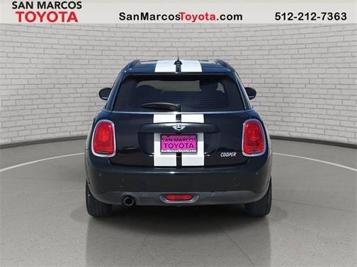 2016 MINI Hardtop Cooper