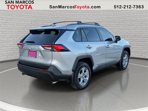2025 Toyota RAV4 Hybrid LE