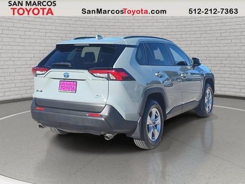 2021 Toyota RAV4 Hybrid XLE