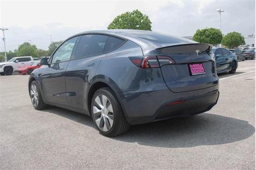 2023 Tesla Model Y Long Range Dual Motor All-Wheel Drive