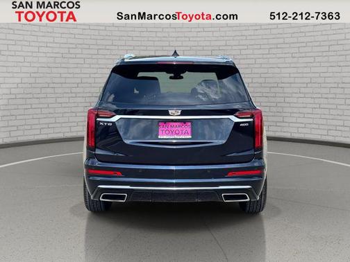 2022 Cadillac XT6 Premium Luxury FWD