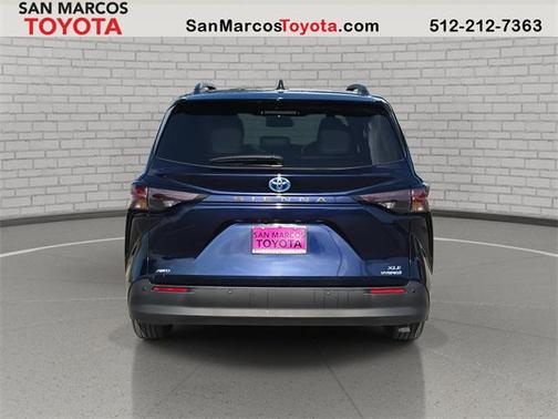 2024 Toyota Sienna XLE 7 Passenger