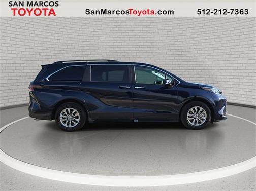 2024 Toyota Sienna XLE 7 Passenger