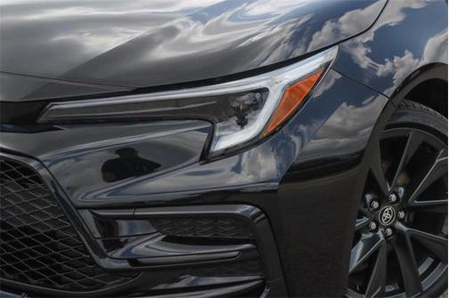 2024 Toyota Corolla Hybrid SE