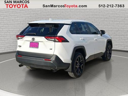 2024 Toyota RAV4 LE