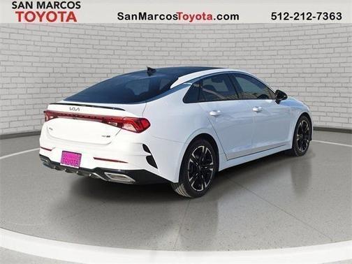 2022 Kia K5 GT-Line