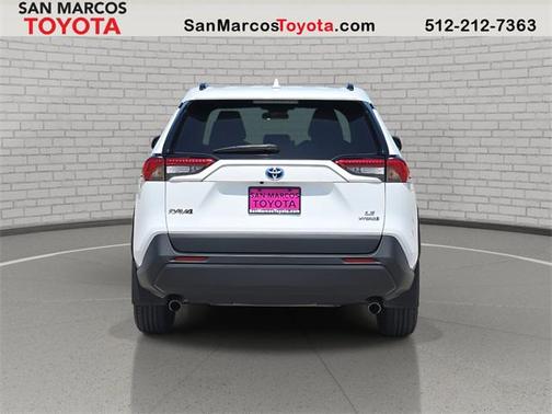 2022 Toyota RAV4 Hybrid LE