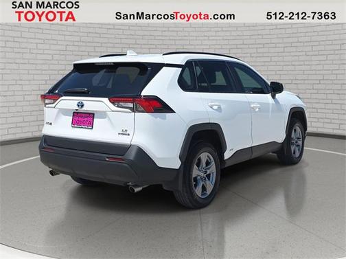 2022 Toyota RAV4 Hybrid LE