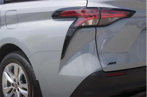 2022 Toyota Sienna XLE