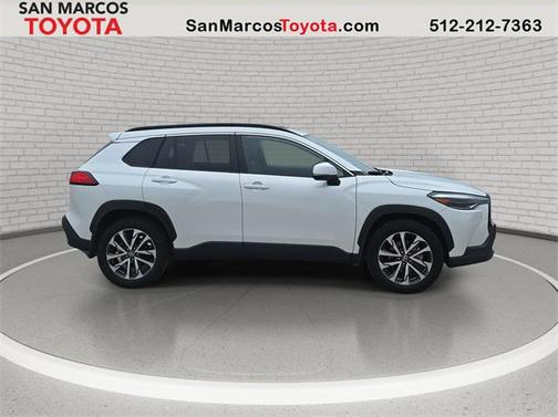 2023 Toyota Corolla Cross XLE