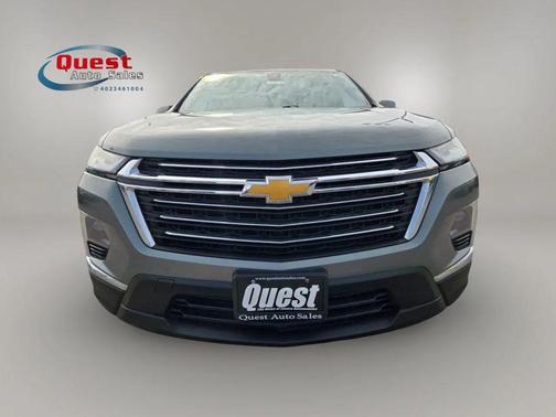 Green 2022 Chevrolet Traverse LT Cloth