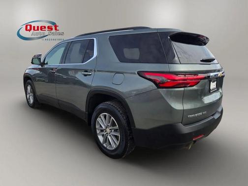 Green 2022 Chevrolet Traverse LT Cloth