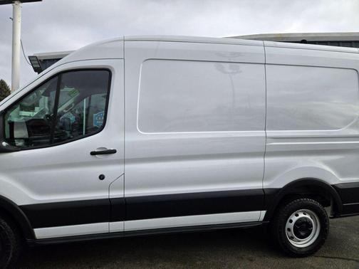 2021 Ford Transit-250 Base