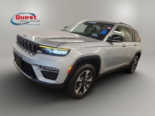 SILVER 2023 Jeep Grand Cherokee 4xe Base