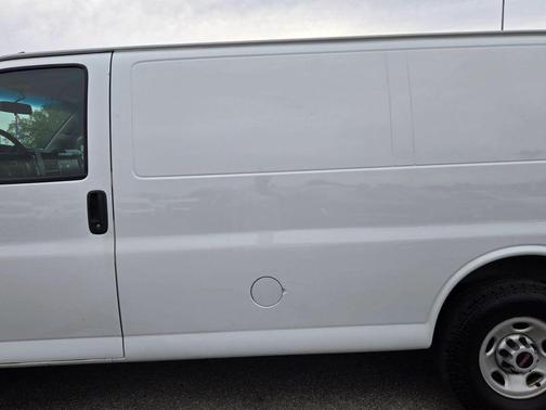 2018 GMC Savana 2500 Work Van