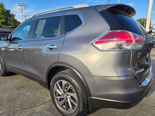 2016 Nissan Rogue SL