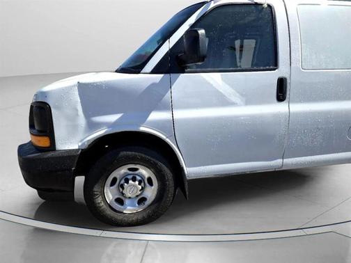 2017 Chevrolet Express 2500 Work Van