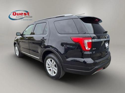 Black 2019 Ford Explorer XLT
