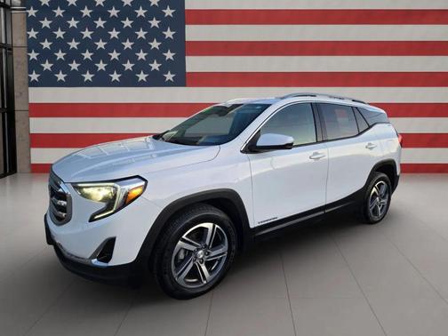 2020 GMC Terrain SLT