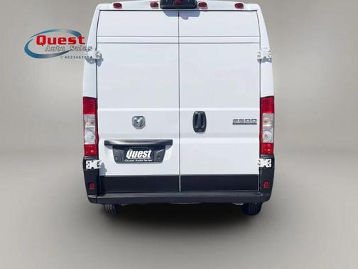 WHITE 2025 RAM ProMaster 2500 Tradesman
